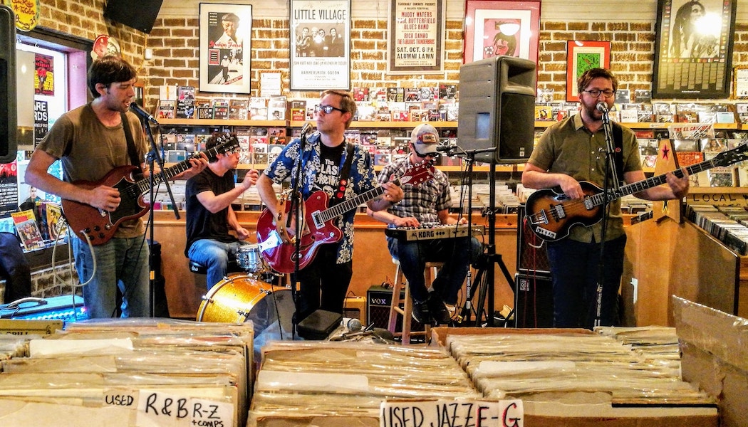 The Stoplight Roses Turn Blue Support Our Troops Stomp And Stammer